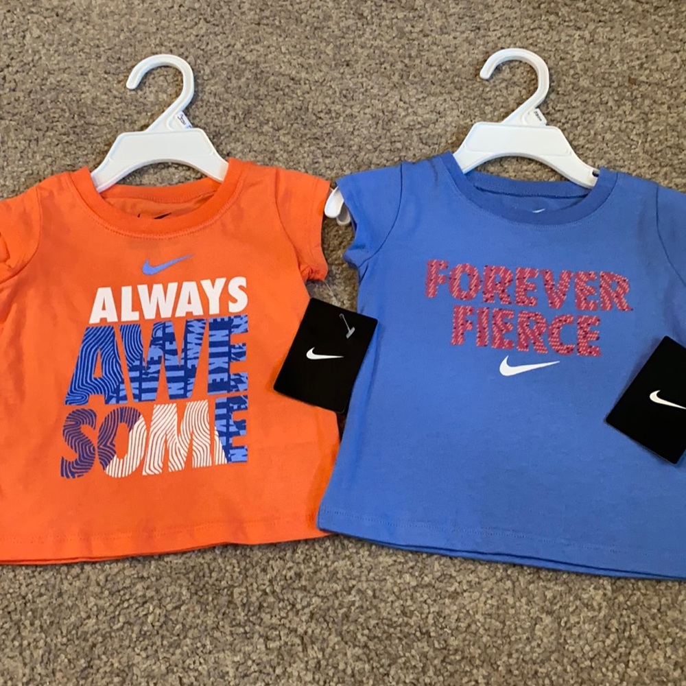 2 Nike T-shirts girls size 12M NWT